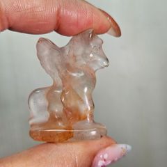 天然石フローライトの狼 オオカミ 置物 彫物E.16 - メルカリ
