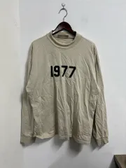 フィアオブゴッド エッセンシャル 1977 スウェットのサムネイル