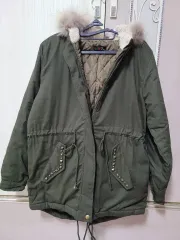 マウンテンパーカー