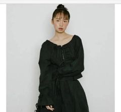 LA BELLE ETUDE ギャザーデザインボリュームスリーブモッズコート 黒