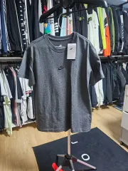 ナイキ メンズ プレミアム エッセンシャル 半袖 (新品)
