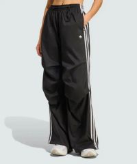 完売品】adidas ADILENIUMトラックパンツ 黒 IV9318 - メルカリ