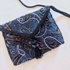 確認用 ＊ビーズ刺繍＊ レース編みのミニチュアバッグ - メルカリ