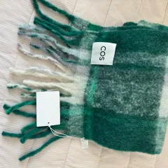 新品) COS コス モヘア マフラーのサムネイル