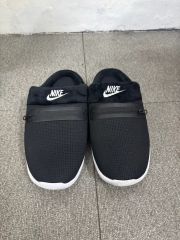 NIKE 28 バロウ ボア NIKE HV8561 スリッパ メル冬夏 - メルカリ