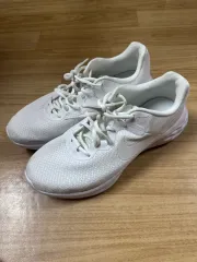 ナイキ Revolution 6 ランニングシューズ