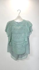 最終価格】Riu Flutter Sleeve Knit Tops - メルカリ