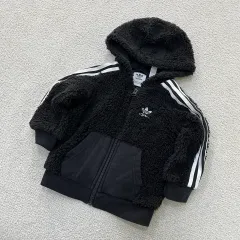 80 アディダス キッズ フードジップアップ セットアップ 0421M