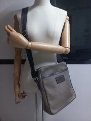 ☆希少レア美品☆ reisenthel ショルダーバッグ 飛行機シートベルト 