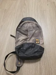 ヴィンテージ スタイルのスリングバック バックパック