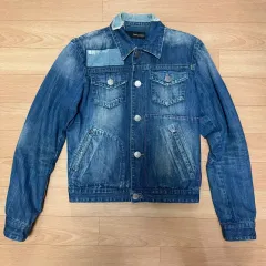 DSQUARED2 ディースクエアード デニムジャケット（実寸参考）のサムネイル