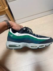 Nike Air Max 95 ダークグリーン ベロア wmns 28.5cm - メルカリ