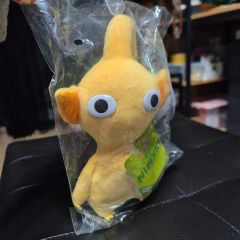 USJ マリオ ピクミン 黄 キーホルダー - メルカリ