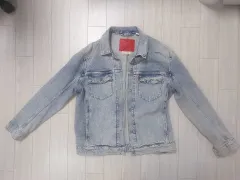 リーバイス ライトブルー ジャケットのサムネイル