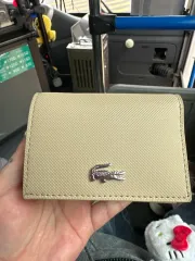 ラコステ財布のサムネイル
