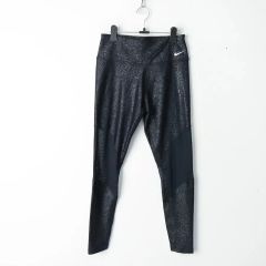 NIKE ドライフィット ハイライズ 7／8レングスレギンスXS新品タグ付き