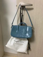 Paloma Wool トートバッグ ブルー エナメル調 - メルカリ
