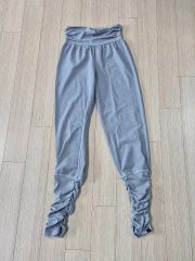 美品】alo yoga ハイウエスト ゴッデス レギンス XXS - メルカリ