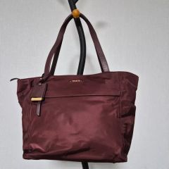 □トゥミ Voyageur トゥラ クロスボディ ➕ダックスフンド N782 | Mercari