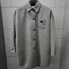 36サイズ PRADA プラダ 三角ロゴ カシミア オーバーサイズ コート ジャケットのサムネイル