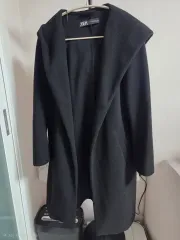 ZARA WHO フードコート ブラック