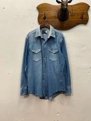 Wrangler デニムシャツ エクストラロングテール - メルカリ