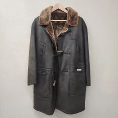 【定価¥495,000】CRUCIANI クルチアーニ　ムートンジャケット クルチアーニ ムートンコート 46 CRUCIANI RUFFO - メルカリ