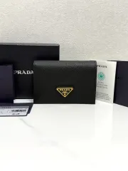 (新品/S) PRADA プラダ サフィアーノ カード 中財布