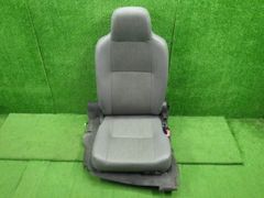 スイフト《ZC13S ZC33S ZC53S》 フロントシート 助手席シート - メルカリ
