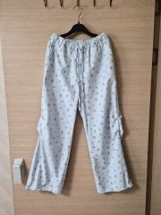 OPEN YY ハローキティ 花柄カーゴパンツ - メルカリ