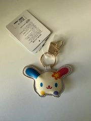 tuki.承認欲求爆発 うさぎさんシリコンポーチ - メルカリ
