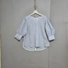 bi-color Belgiilinen tops ito fukuoka - メルカリ