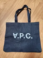 A.P.C. インディゴ デニム エコバッグのサムネイル