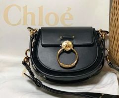 未使用33万円Chloé クロエショルダーバッグ ブラック - メルカリ