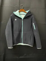 デサント 正規品 ボアフリース ジップアップパーカーのサムネイル