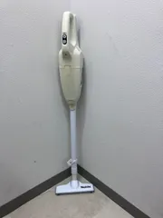 O マキタ　充電式クリーナー　CL107FD　MAKITA