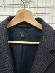 (在庫処分)COS コス ヘリンボーン ジャケット EUR 44 (95-100サイズ)のサムネイル