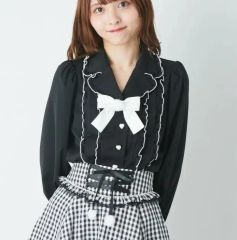 PICCIN ハート刺繍ビッグカラーグログランリボンブラウス新品 - メルカリ