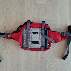 プーマ レッド ヒップバッグ ウェストバッグ バッグのサムネイル