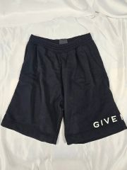 美品】 グッチ ショートパンツ GGロゴ パッチ ワッペン イージーパンツ 