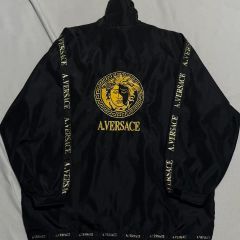 激レア！ A.VERSACE ヴェルサーチ ナイロンセットアップ 90s XL - メルカリ