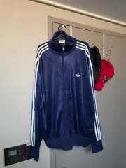 アディダス ツアーベルベット トラックジャージ ネイビー 2XL(105-110)