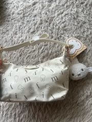 新品未使用MOTHERHOUSEシマエナガ 小鳥 ポーチ チャーム マザーハウス 