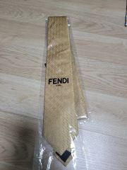 美品 フェンディ ネクタイ ズッカ柄 FFロゴ ゴールド 金 光沢 シルク