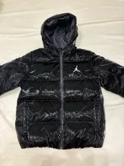 Sサイズ NIKE JORDAN 光沢 フライト ダウンベスト ブラック - メルカリ