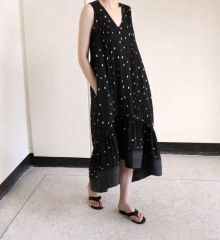 LOULOU WILLOUGHBY キカドットノースリワンピース ティアード - メルカリ