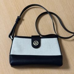新品未使用】TED BAKER グレーレザーポーチ - メルカリ