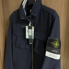 新品(M) STONE ISLAND テック ソフトシェル ジャケット ネイビーのサムネイル
