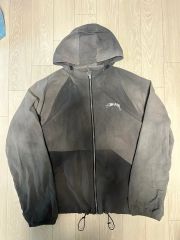 Stussy ナイロンジャケット グラデーション フーディー - メルカリ