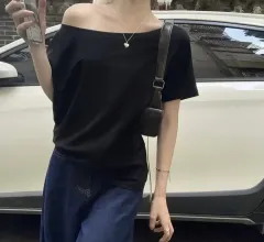 オフショルダー ブラック 半袖 Tシャツ 新品